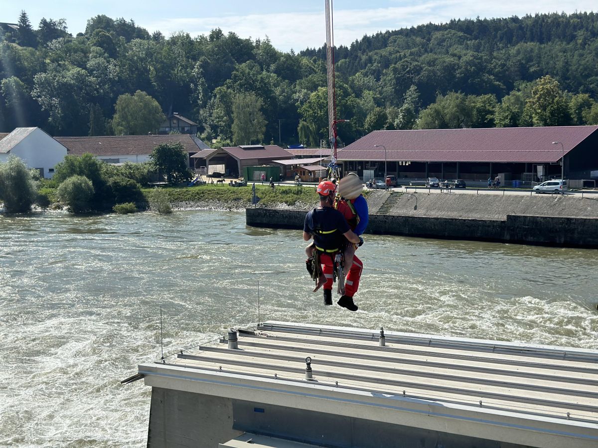 Bild-Nr. 3150 Technische Hilfeleistung